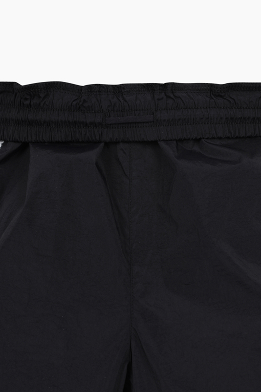 https://img.benettonmall.com/PARTS/KO/26S/QAPT15631BK_MB_D7.jpg?cb=1777565229