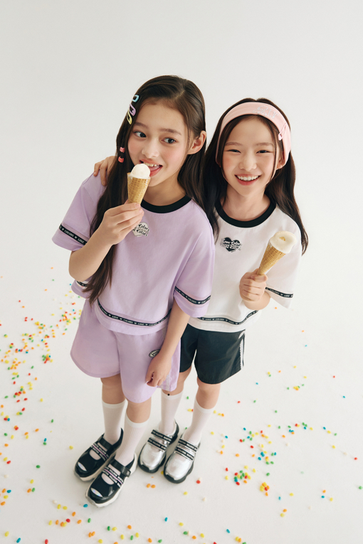 https://img.benettonmall.com/PARTS/KO/26S/QAPT15631LV_MB_D2.jpg?cb=1777565229