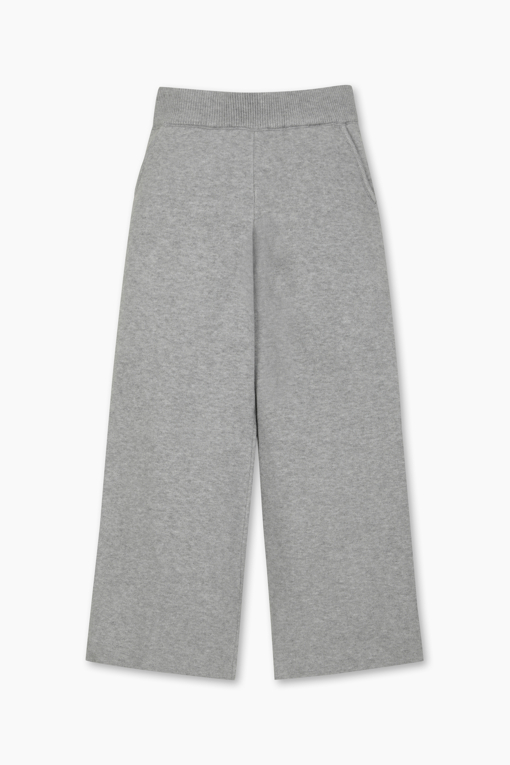 https://img.benettonmall.com/PARTS/KO/26S/QAPT16611MG_MB_D3.jpg?cb=1777565229