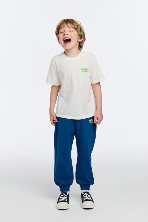 https://img.benettonmall.com/PARTS/KO/26S/QASE01611DB_MB_D2.jpg?cb=1777565229