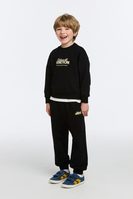 https://img.benettonmall.com/PARTS/KO/26S/QASE02611BK_MB_D1.jpg?cb=1777565229