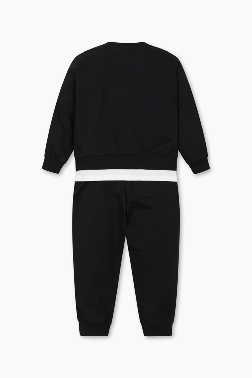 https://img.benettonmall.com/PARTS/KO/26S/QASE02611BK_MB_D4.jpg?cb=1777565229