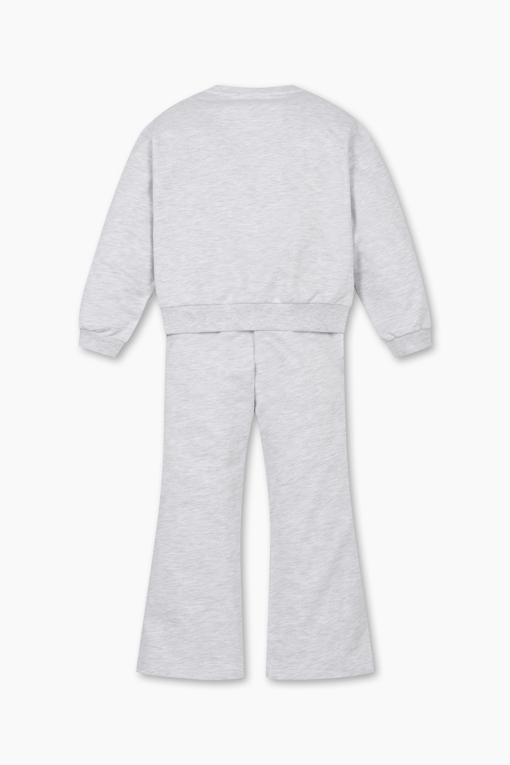 https://img.benettonmall.com/PARTS/KO/26S/QASE03611MG_MB_D2.jpg?cb=1777565229