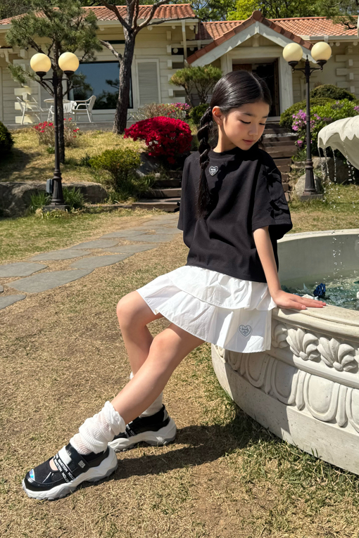 https://img.benettonmall.com/PARTS/KO/26S/QASK14631IV_MB_D1.jpg?cb=1777565229