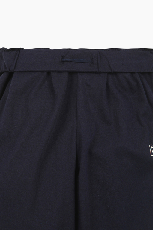 https://img.benettonmall.com/PARTS/KO/26S/QATP06611NY_MB_D4.jpg?cb=1777565229