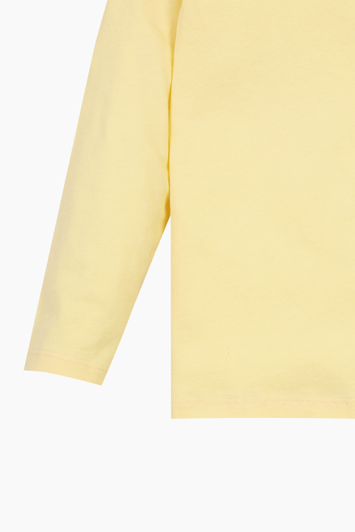 https://img.benettonmall.com/PARTS/KO/26S/QATS01611YE_MB_D4.jpg?cb=1777565229