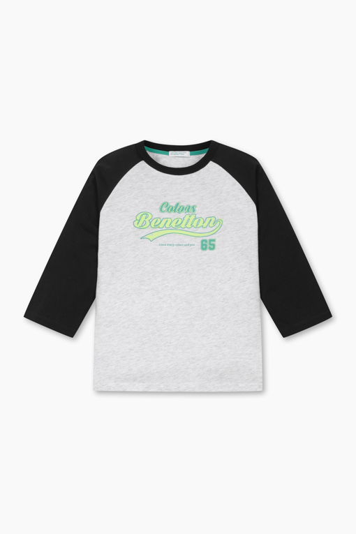 https://img.benettonmall.com/PARTS/KO/26S/QATS05611BK_MB_D1.jpg?cb=1777565229