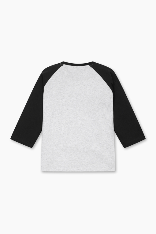 https://img.benettonmall.com/PARTS/KO/26S/QATS05611BK_MB_D2.jpg?cb=1777565229