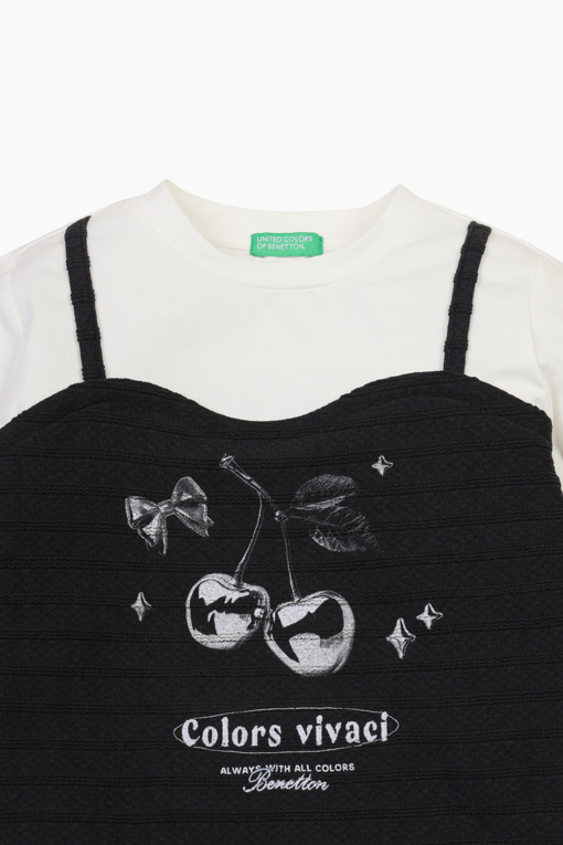 https://img.benettonmall.com/PARTS/KO/26S/QATS13611BK_MB_D4.jpg?cb=1777565229
