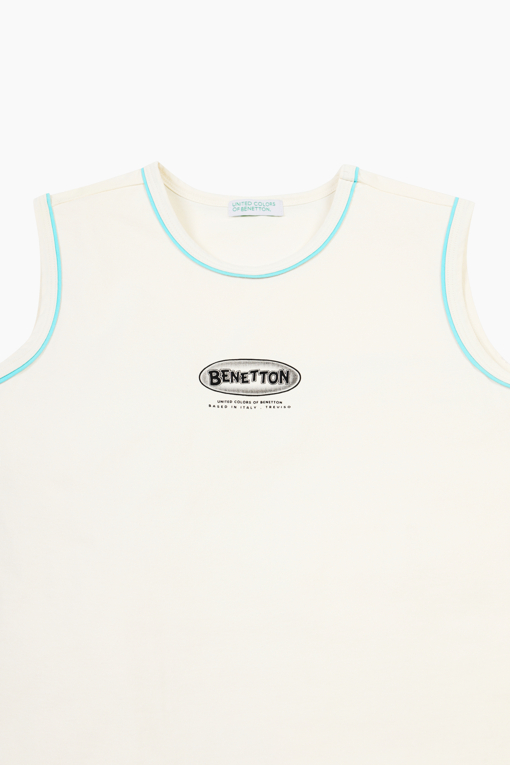 https://img.benettonmall.com/PARTS/KO/26S/QATS18631CR_MB_D3.jpg?cb=1777565229
