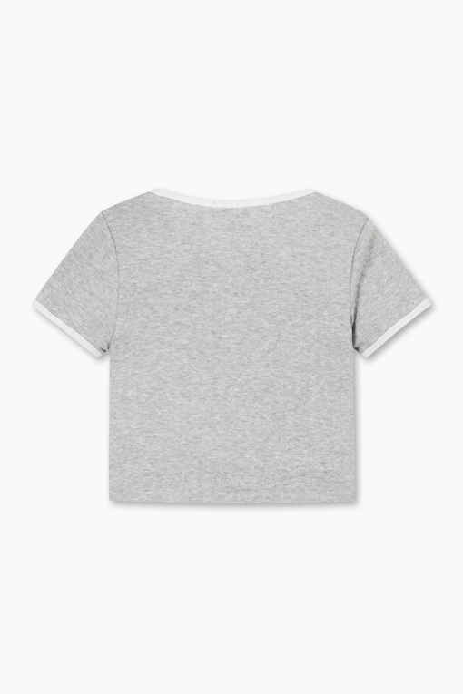 https://img.benettonmall.com/PARTS/KO/26S/QATS43631MG_MB_D4.jpg?cb=1777565229