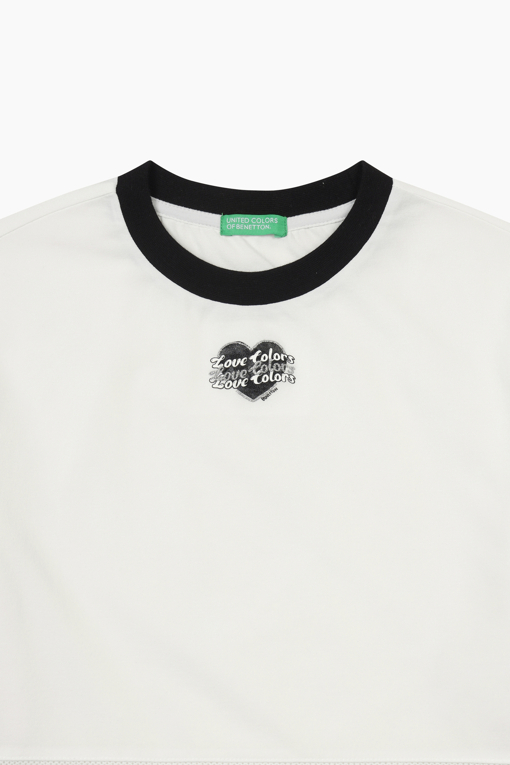 https://img.benettonmall.com/PARTS/KO/26S/QATS47631IV_MB_D6.jpg?cb=1777565229
