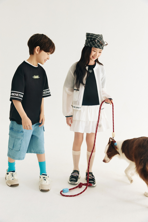 https://img.benettonmall.com/PARTS/KO/26S/QATS52631BK_MB_D2.jpg?cb=1777565229