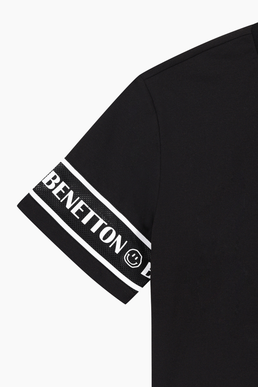 https://img.benettonmall.com/PARTS/KO/26S/QATS52631BK_MB_D6.jpg?cb=1777565229