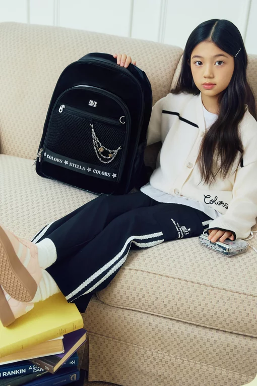 https://img.benettonmall.com/PARTS/KO/26S/QCBG05611BK_MB.jpg?cb=1777565229