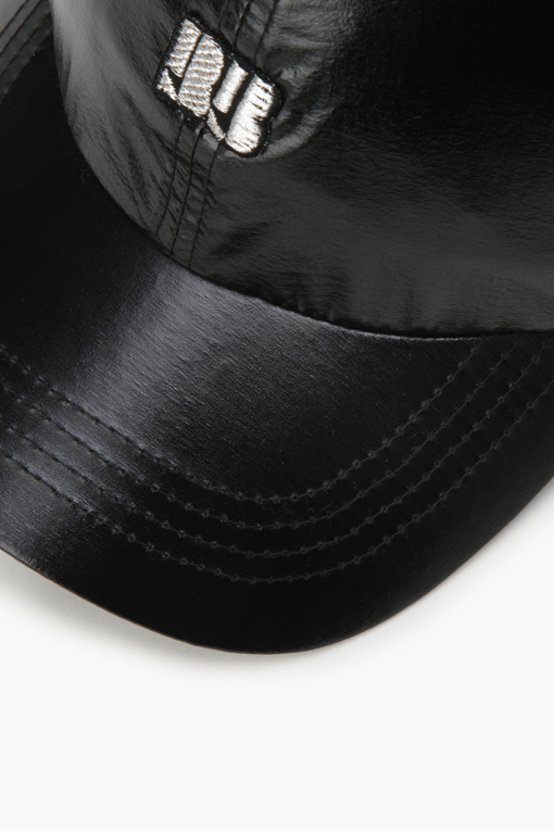 https://img.benettonmall.com/PARTS/KO/26S/QCCP01611BK_MB_D3.jpg?cb=1777565229