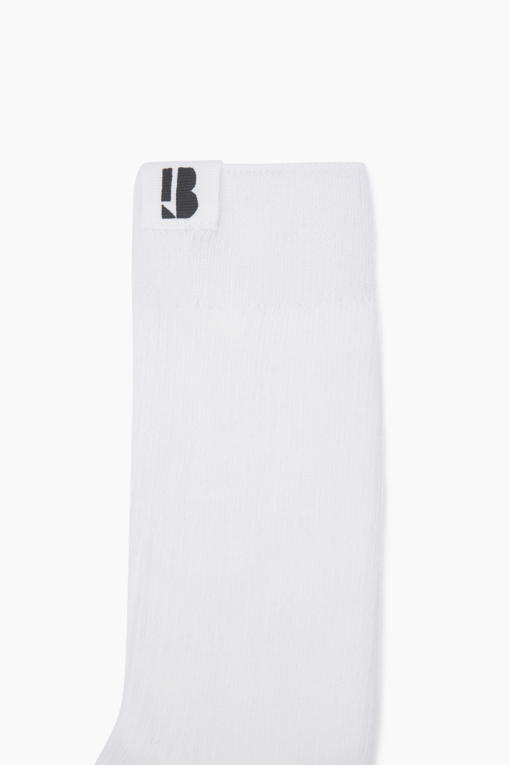 https://img.benettonmall.com/PARTS/KO/26S/QCET03611IV_MB_D2.jpg?cb=1777565229
