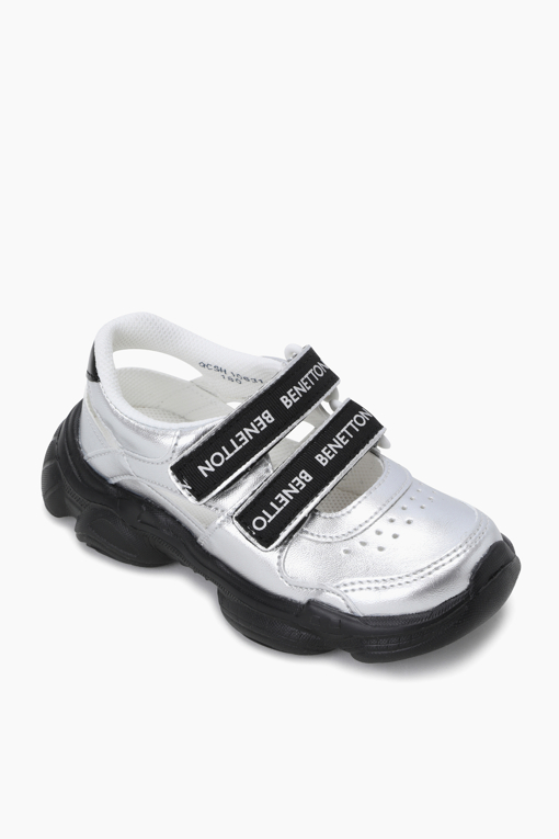 https://img.benettonmall.com/PARTS/KO/26S/QCSH10631SI_MB_D1.jpg?cb=1777565229