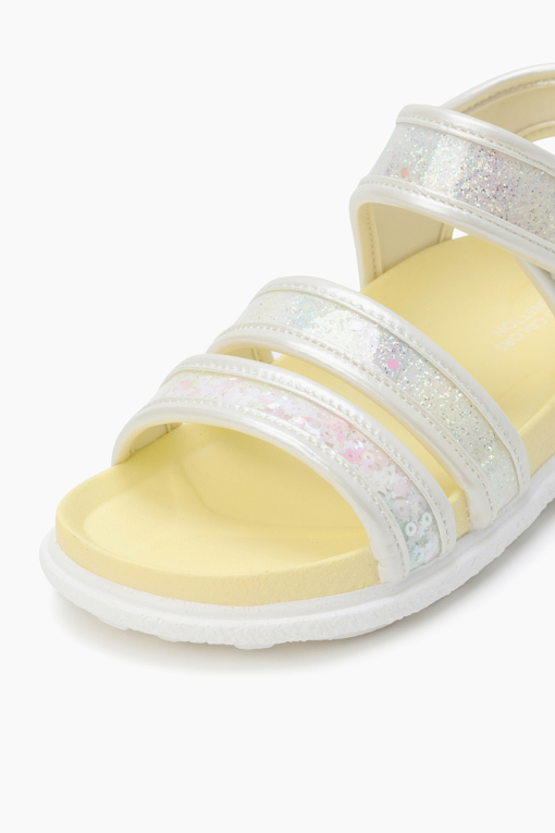 https://img.benettonmall.com/PARTS/KO/26S/QCSH12631LY_MB_D2.jpg?cb=1777565229