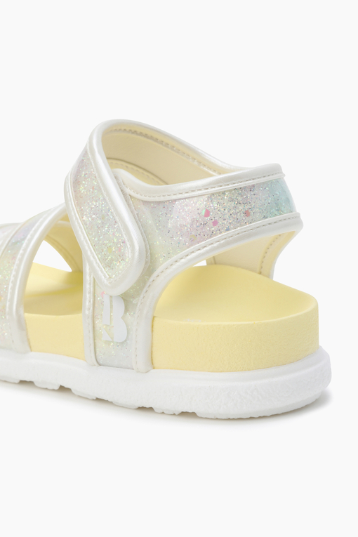 https://img.benettonmall.com/PARTS/KO/26S/QCSH12631LY_MB_D4.jpg?cb=1777565229