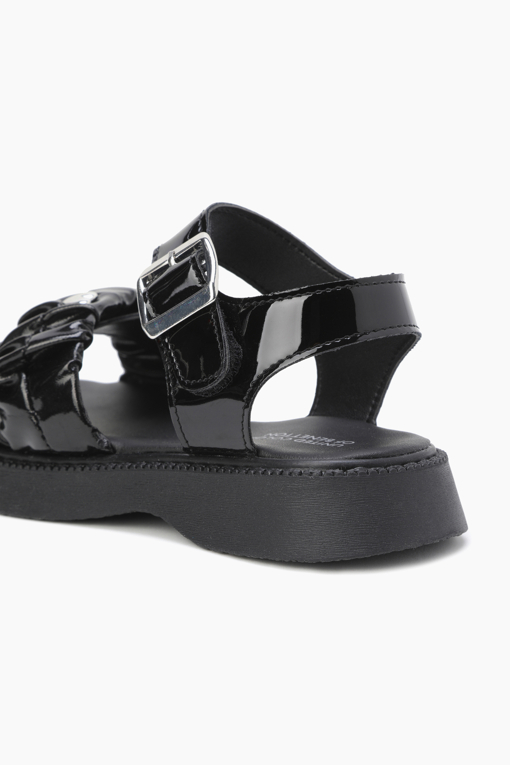 https://img.benettonmall.com/PARTS/KO/26S/QCSH14631BK_MB_D4.jpg?cb=1777565229