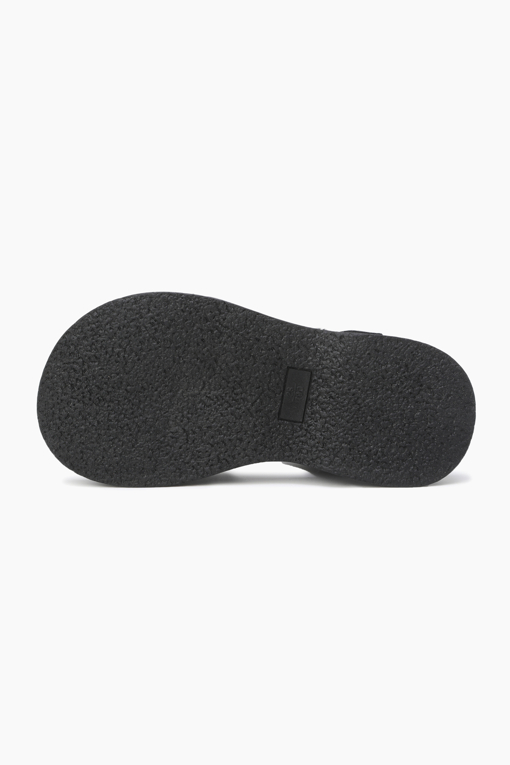https://img.benettonmall.com/PARTS/KO/26S/QCSH14631BK_MB_D5.jpg?cb=1777565229