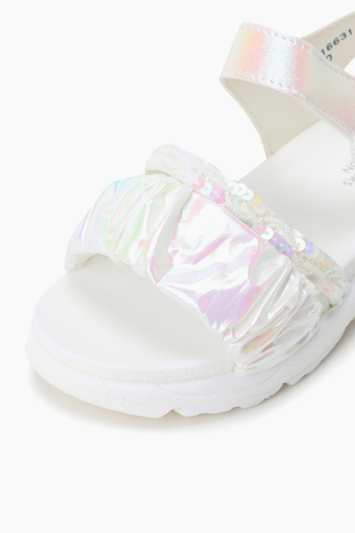 https://img.benettonmall.com/PARTS/KO/26S/QCSH16631WH_MB_D2.jpg?cb=1777565229