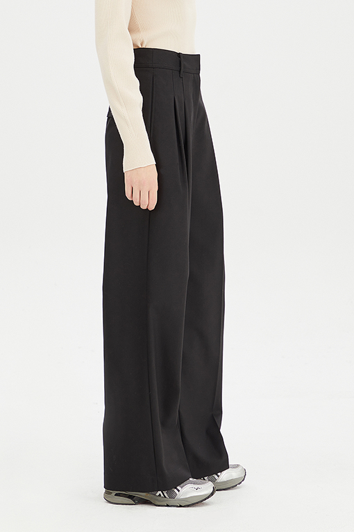 https://img.benettonmall.com/PARTS/KS/23F/SAPT32361BK_MB_D1.jpg