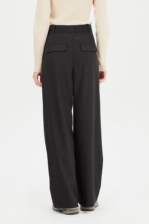 https://img.benettonmall.com/PARTS/KS/23F/SAPT32361BK_MB_D2.jpg