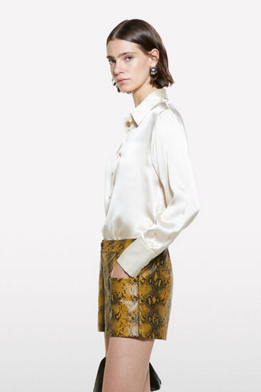 https://img.benettonmall.com/PARTS/KS/24F/5Q6WLQ05ECR_MB_D1.jpg