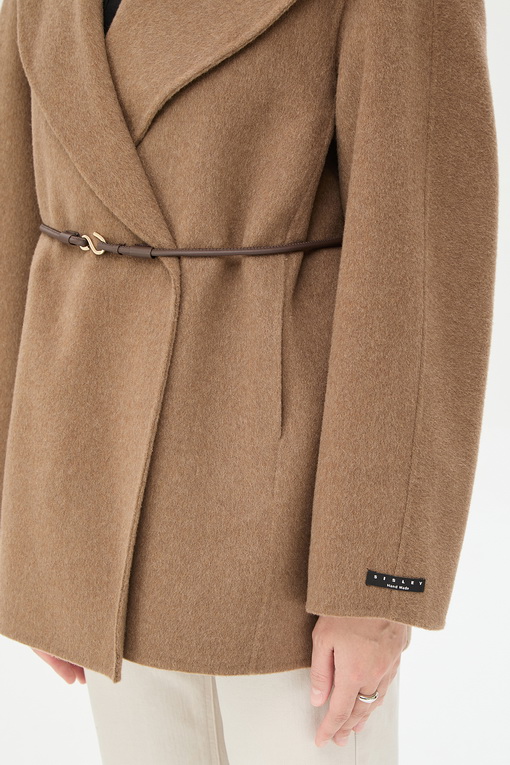 https://img.benettonmall.com/PARTS/KS/24F/SACT33461CA_MB_D4.jpg