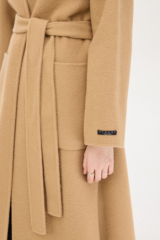 https://img.benettonmall.com/PARTS/KS/24F/SACT37461CA_MB_D4.jpg
