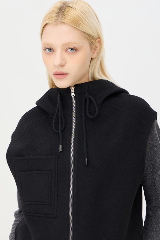 https://img.benettonmall.com/PARTS/KS/24F/SACT45461BK_MB_D3.jpg
