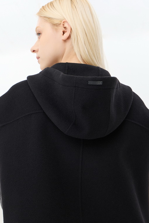 https://img.benettonmall.com/PARTS/KS/24F/SACT45461BK_MB_D4.jpg