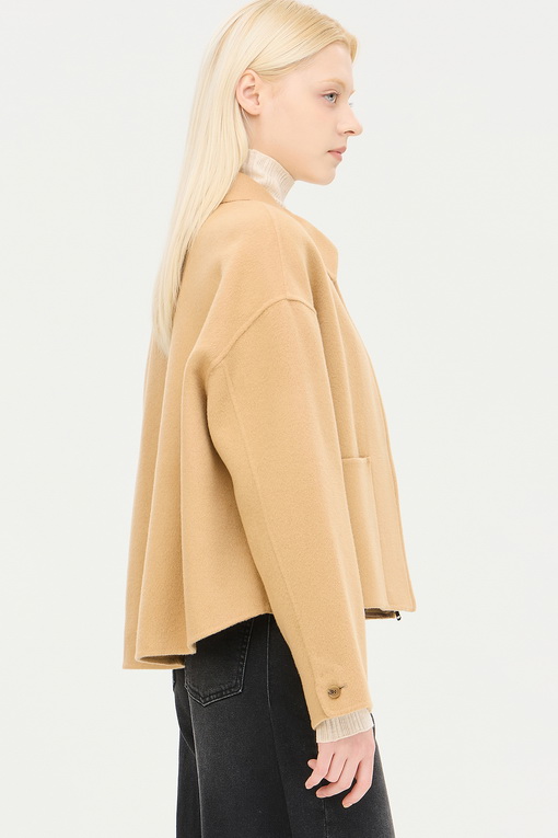 https://img.benettonmall.com/PARTS/KS/24F/SACT80461CA_MB_D1.jpg