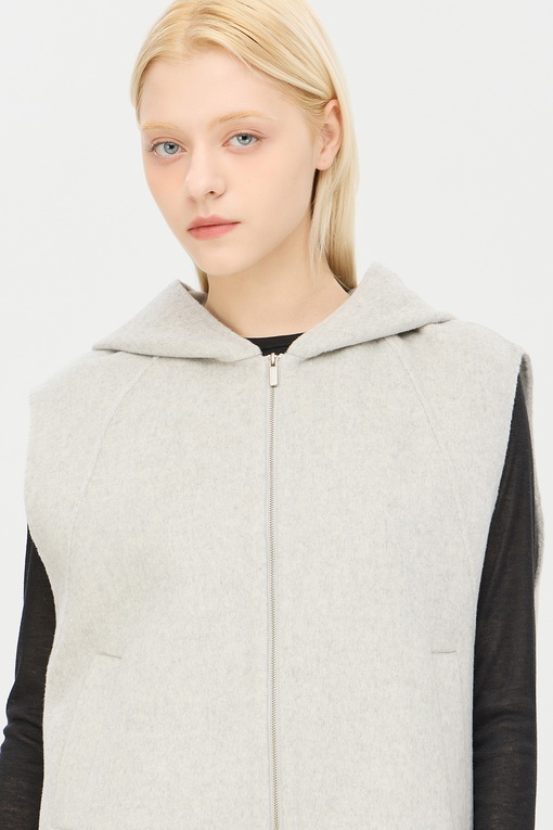 https://img.benettonmall.com/PARTS/KS/24F/SACTE5461LG_MB_D3.jpg