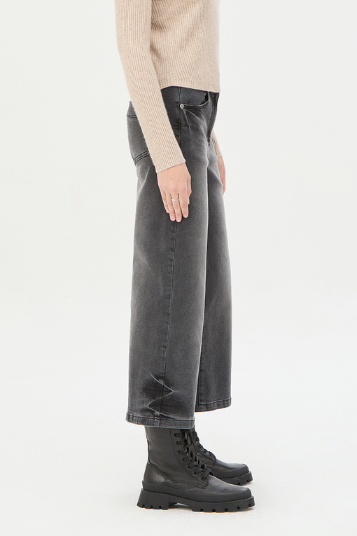 https://img.benettonmall.com/PARTS/KS/24F/SADP36461BK_MB_D1.jpg
