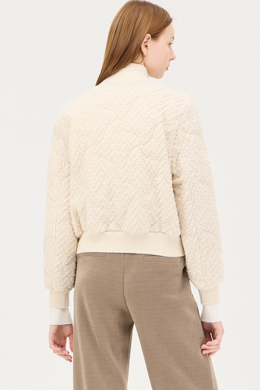 https://img.benettonmall.com/PARTS/KS/24F/SAJP35461IV_MB_D2.jpg