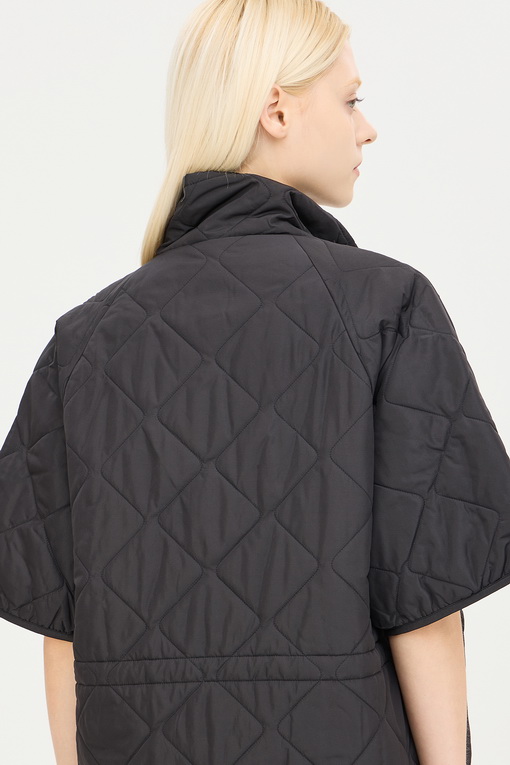 https://img.benettonmall.com/PARTS/KS/24F/SAJPE5461BK_MB_D4.jpg