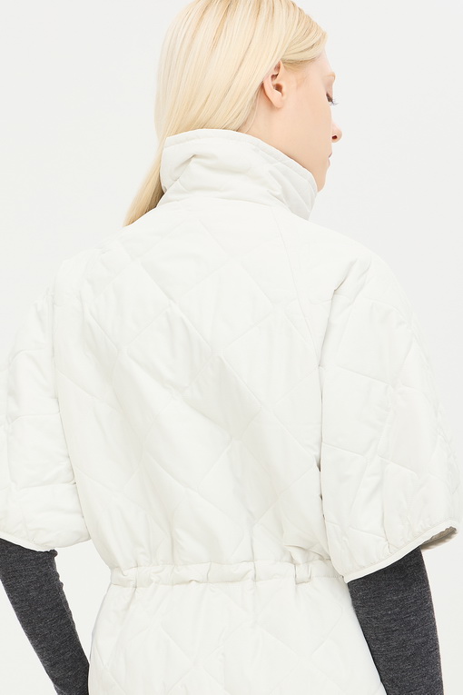 https://img.benettonmall.com/PARTS/KS/24F/SAJPE5461IV_MB_D4.jpg