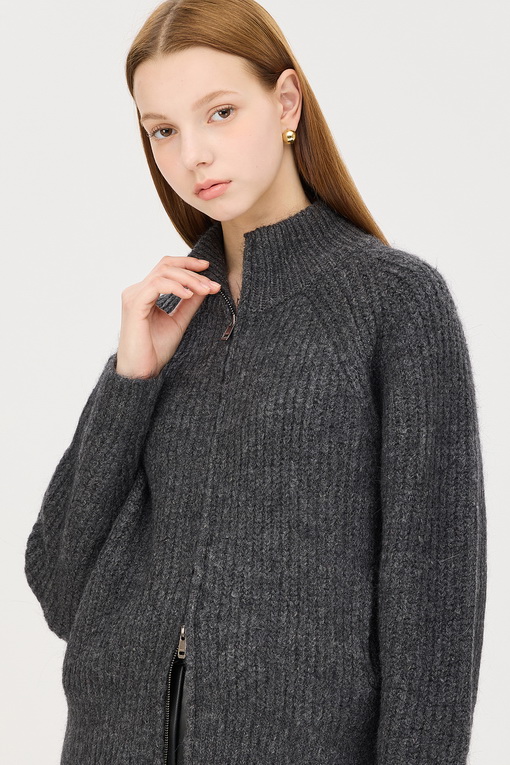 https://img.benettonmall.com/PARTS/KS/24F/SAKC32461CG_MB_D3.jpg