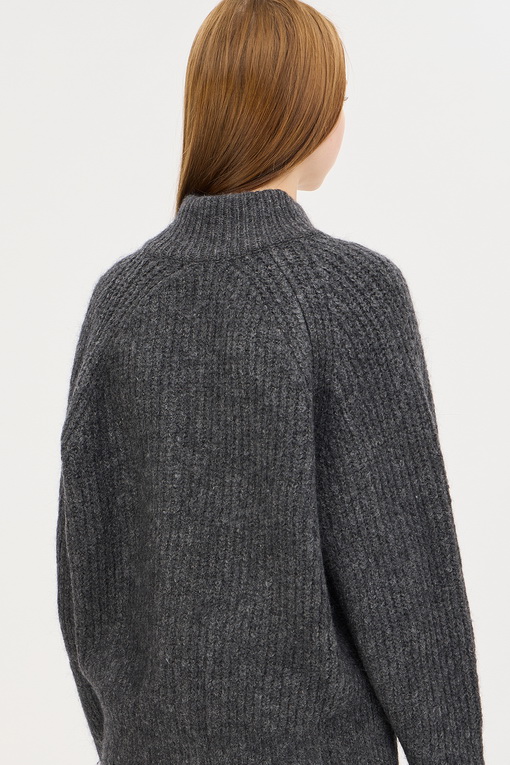 https://img.benettonmall.com/PARTS/KS/24F/SAKC32461CG_MB_D4.jpg