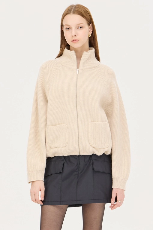 https://img.benettonmall.com/PARTS/KS/24F/SAKC33461BE_MB.jpg