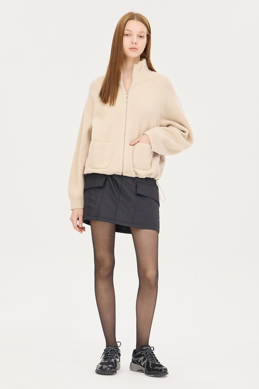 https://img.benettonmall.com/PARTS/KS/24F/SAKC33461BE_MB_D5.jpg