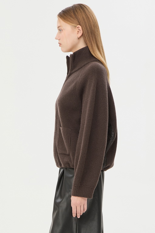 https://img.benettonmall.com/PARTS/KS/24F/SAKC33461BR_MB_D1.jpg