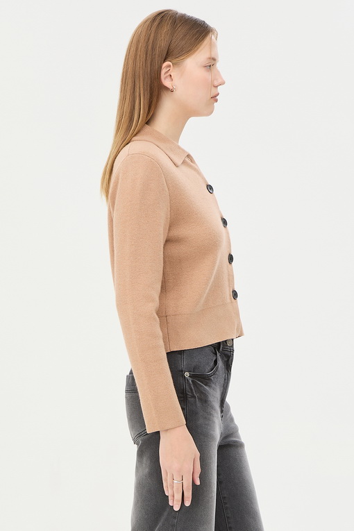 https://img.benettonmall.com/PARTS/KS/24F/SAKC38461CA_MB_D1.jpg