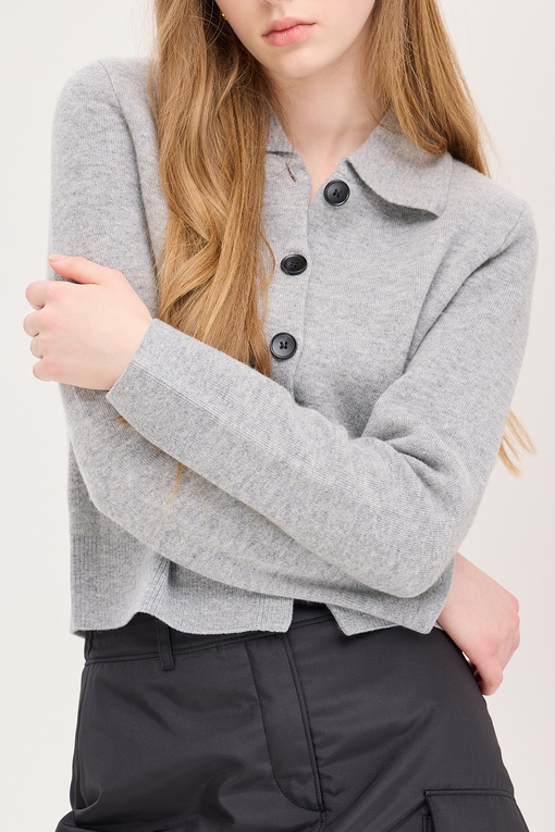 https://img.benettonmall.com/PARTS/KS/24F/SAKC38461GR_MB_D4.jpg