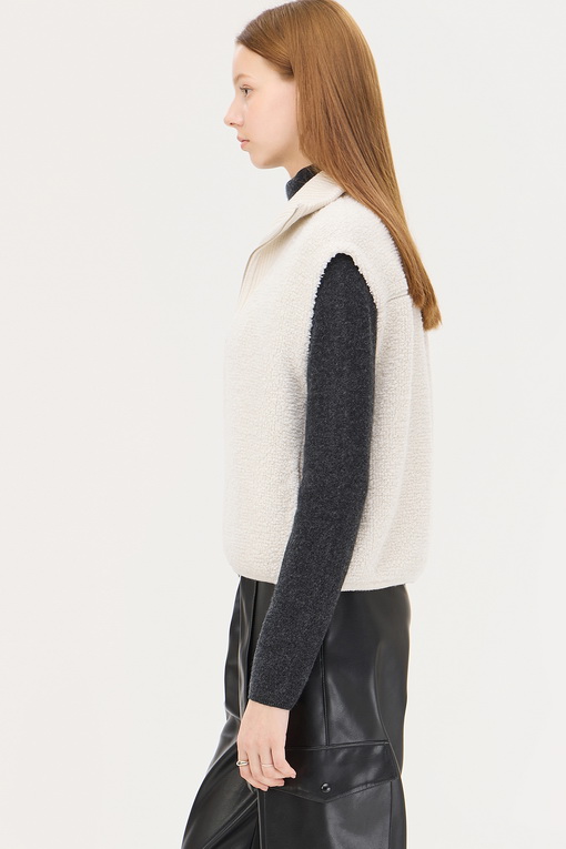 https://img.benettonmall.com/PARTS/KS/24F/SAKC40461LG_MB_D1.jpg