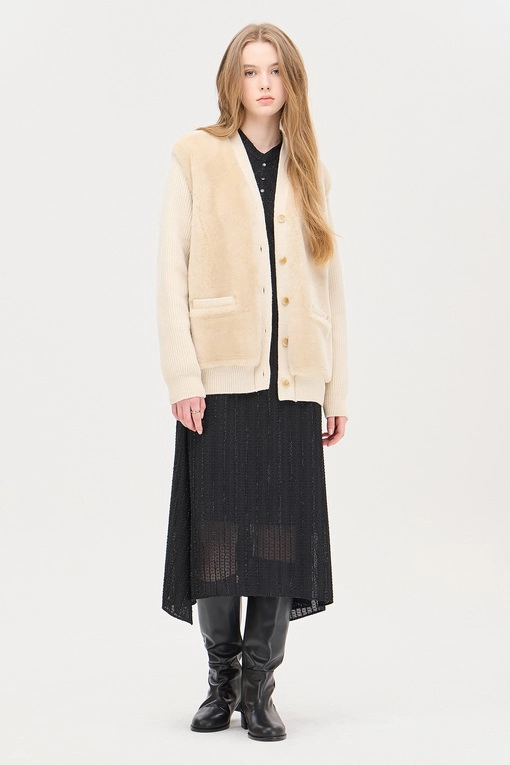 https://img.benettonmall.com/PARTS/KS/24F/SAKC44461BE_MB.jpg