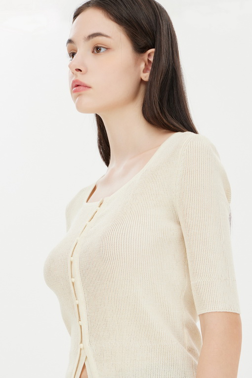 https://img.benettonmall.com/PARTS/KS/24F/SAKP07441IV_MB_D3.jpg